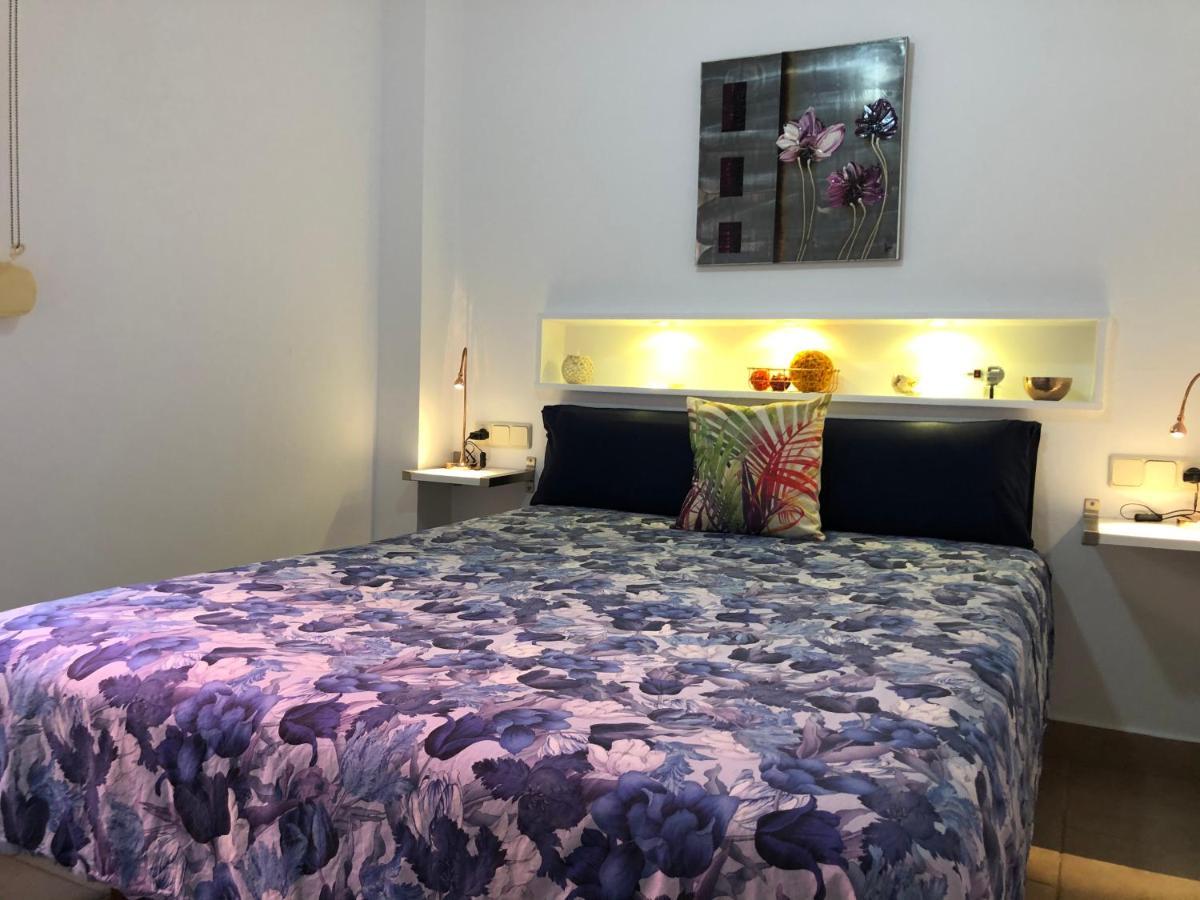 Apartamentos Casa Tia Antonia Малага Экстерьер фото