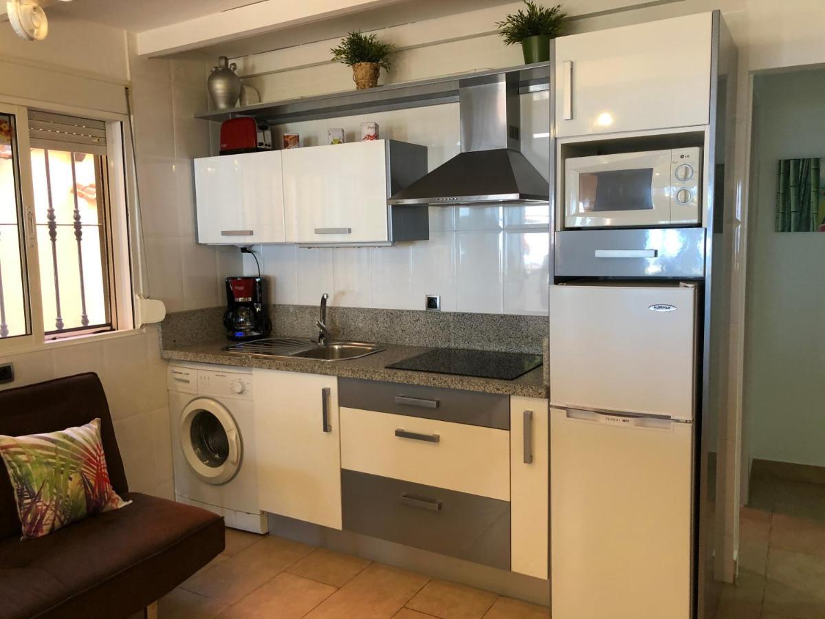 Apartamentos Casa Tia Antonia Малага Экстерьер фото