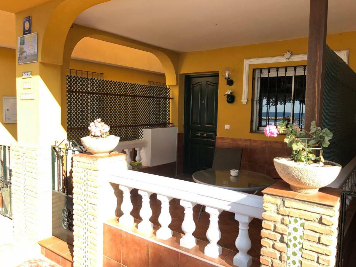 Apartamentos Casa Tia Antonia Малага Экстерьер фото